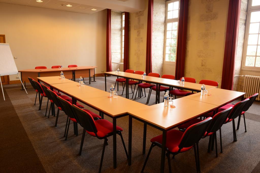 Hotellerie Saint Yves Chartres Ngoại thất bức ảnh