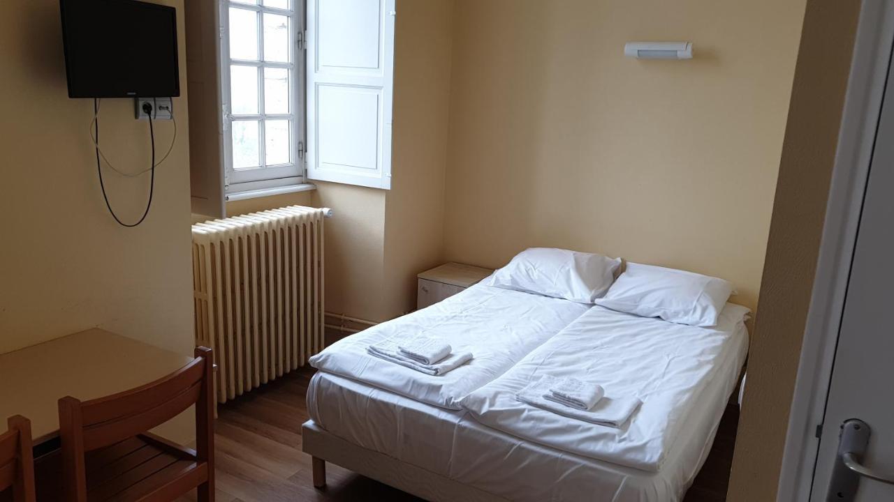 Hotellerie Saint Yves Chartres Ngoại thất bức ảnh