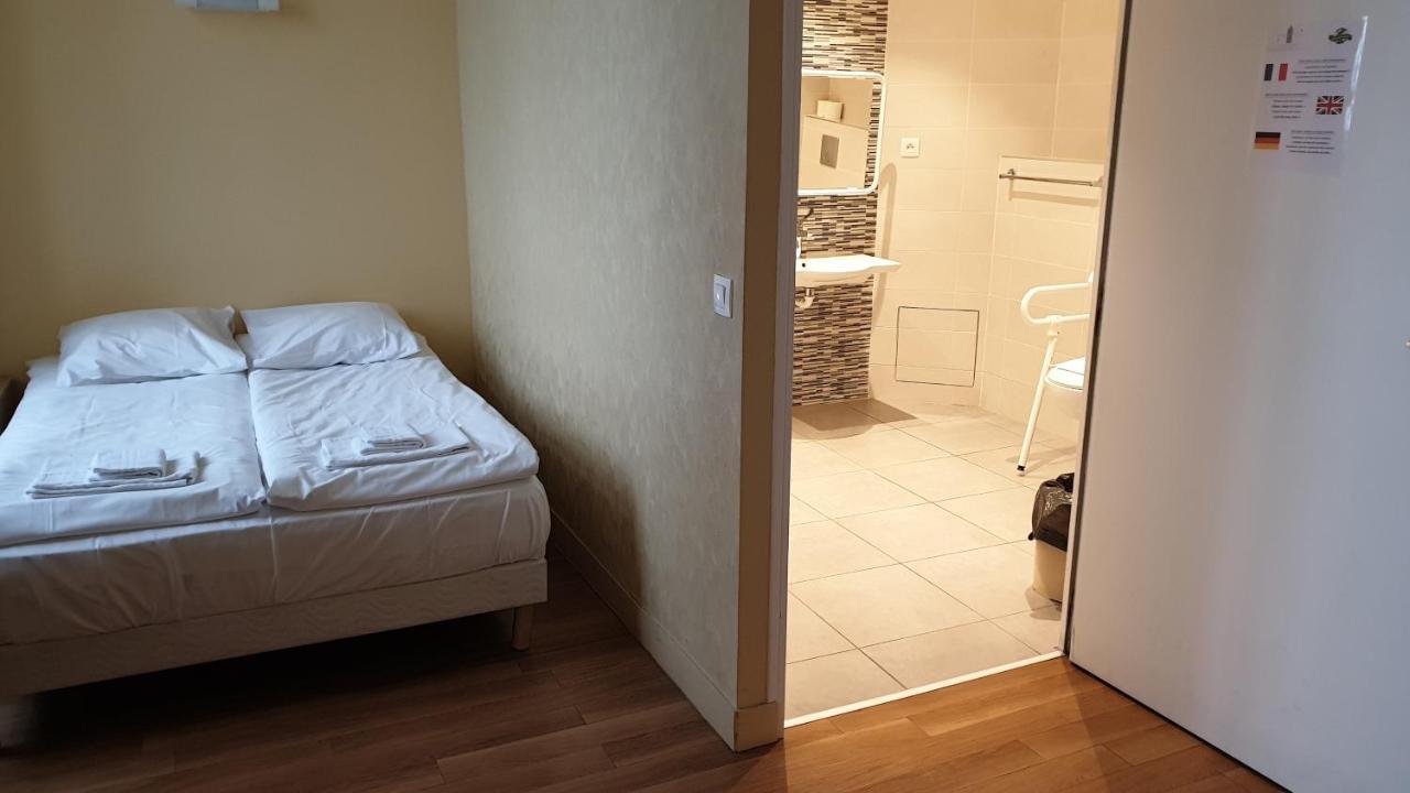 Hotellerie Saint Yves Chartres Ngoại thất bức ảnh